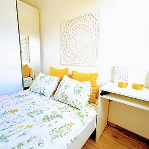 Alloggio in famiglia Private In Renovated - Tram 1 Min Walk, Nizza