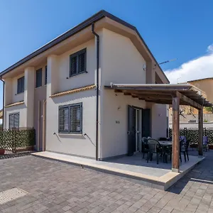 https://villetta-a-mare-licata.sicilyhotelsitaly.net