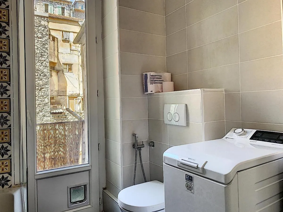 2-Bedrooms Аpartment Nice Port With Parking Appartamento