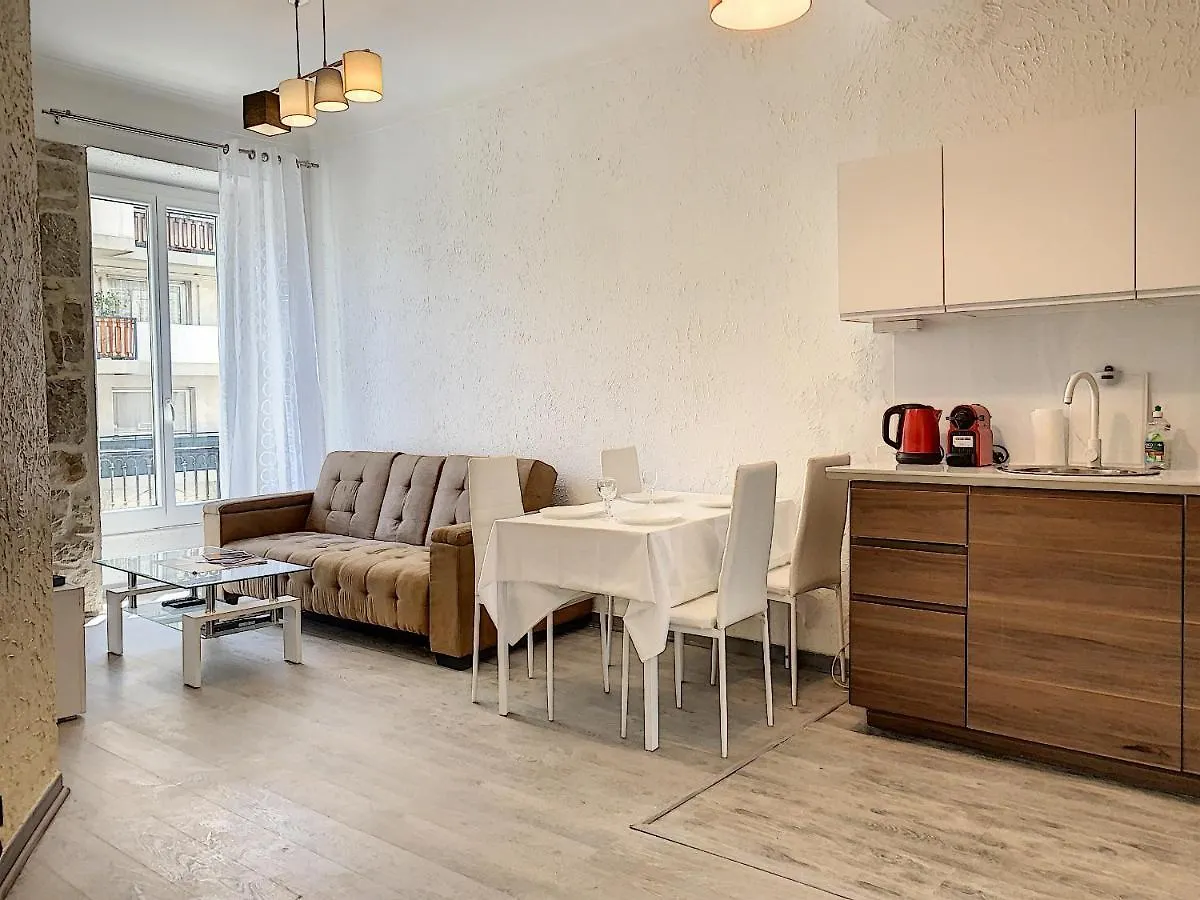 Appartamento 2-Bedrooms Аpartment Nice Port With Parking